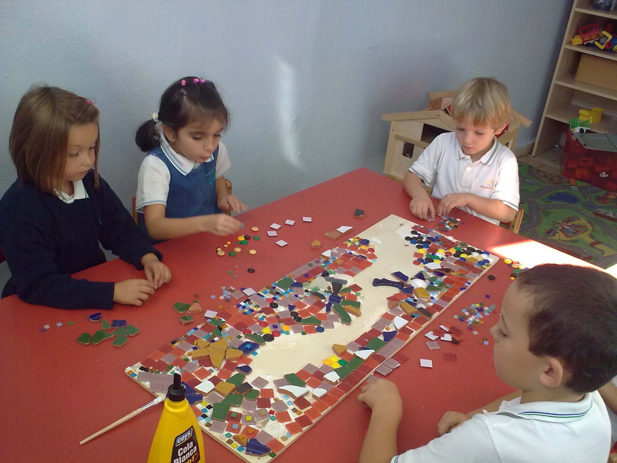 farben kennenlernen im kindergarten Fingerspiele sind nicht nur witzig, sie regen auch die fantasie und die sprachentwicklung an die schönsten fingerspiele finden sie bei uns. farben kennenlernen im kindergarten Fingerspiele sind nicht nur witzig, sie regen auch die fantasie und die sprachentwicklung an die schönsten fingerspiele finden sie bei uns.